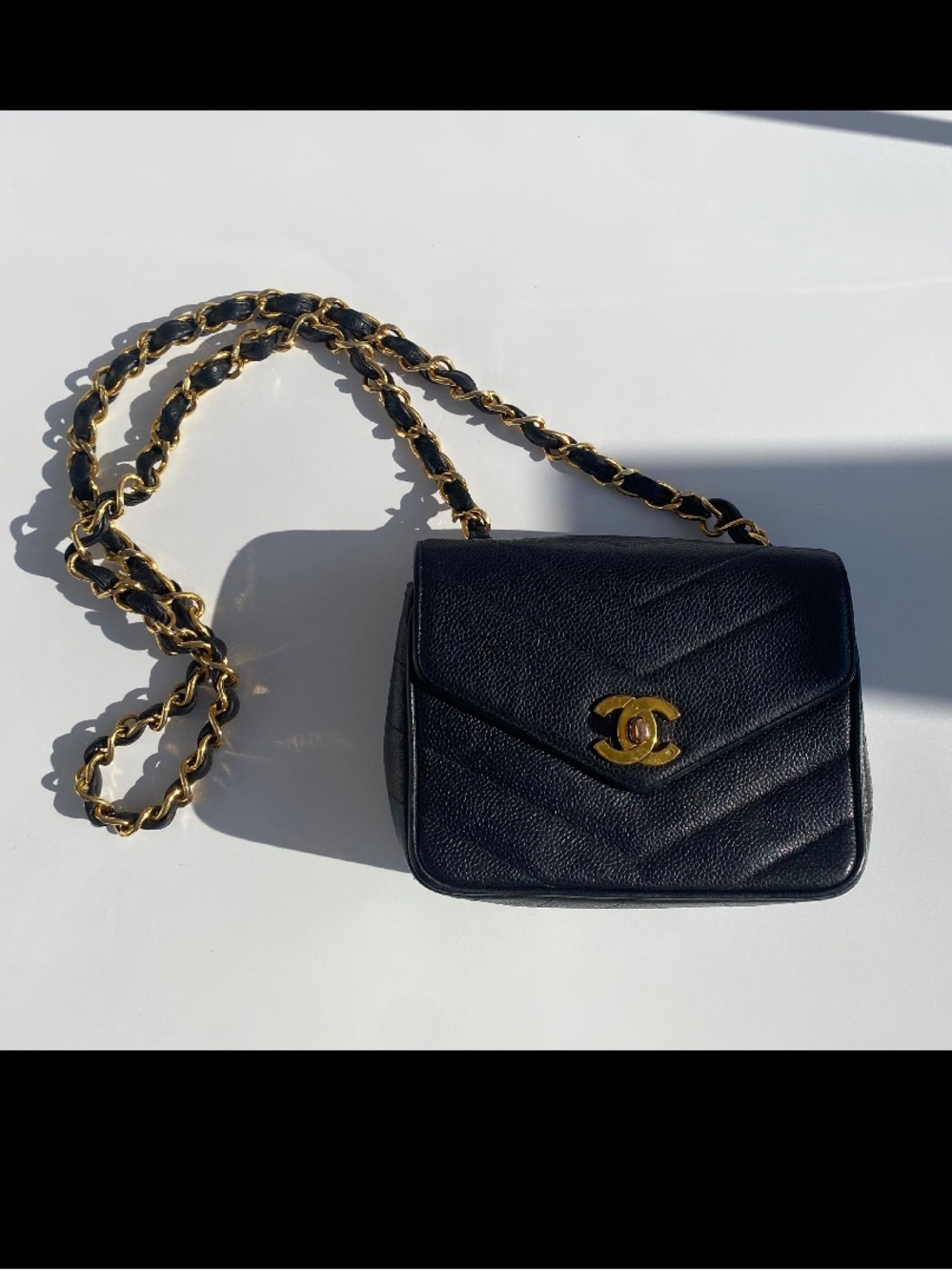 CHANEL 1995 Mini Chevron Black Caviar Leather Chainlink Bag